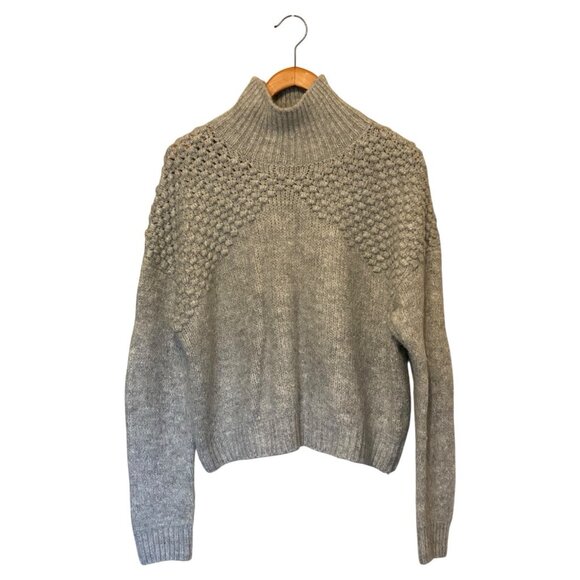 Free People Gray Chunky Knit Mock Neck Sweater Women’s L Acrylic Cozy Pullover - Picture 1 of 7